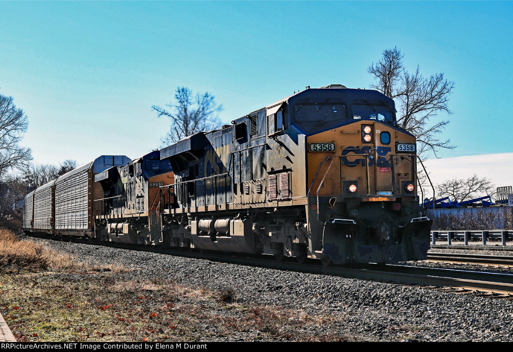 CSX 5358 on M-567